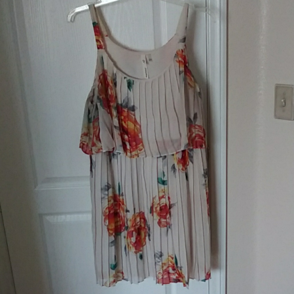 Off white NY collection XL floral dress 🍾